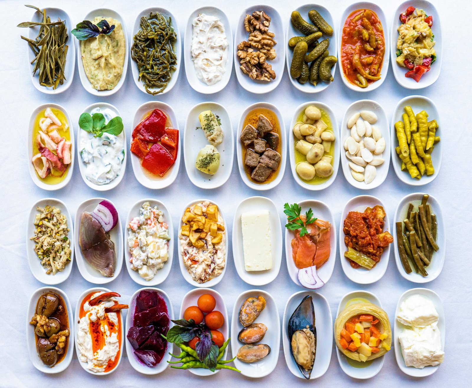 Ingredientes dispostos em uma organização de mise en place