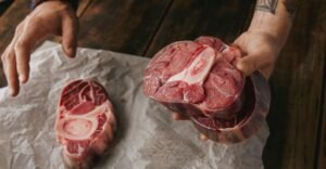 Frigoríficos e produtores de carne bovina brasileira repensam sobre exportação após tarifa de 50% do governo Trump, EUA