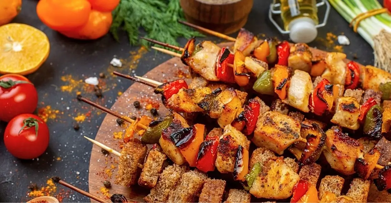 Receita de Espetinho de Frango com Legumes para Churrasco
