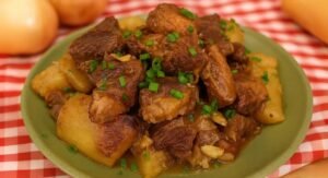 Como fazer receita de vaca atolada com mandioca de boteco