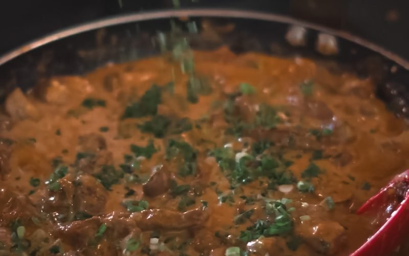 O melhor Strogonoff de Carne: Aprenda essa Receita Clássica