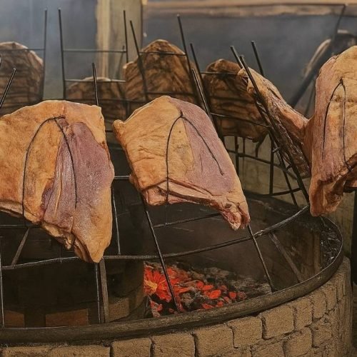 Costelão 12 horas: os bastidores da churrascaria que transformou paciência em assinatura