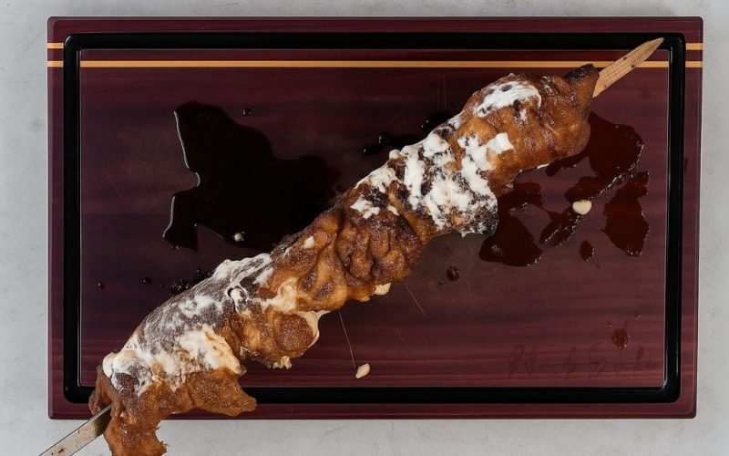 Costela desossada ao creme de alho é o truque de mestre das churrascarias brasileiras