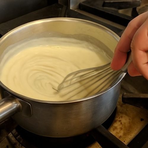 Descubra como o molho Bechamel se tornou indispensável nas grandes cozinhas