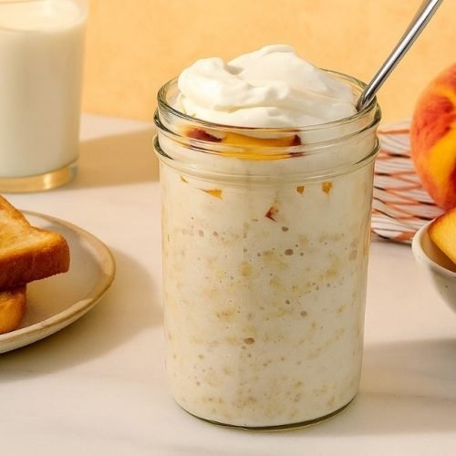 Pêssegos com Creme e Aveia Adormecida: Café da Manhã com Sabor de Sobremesa