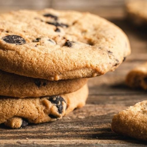 Receita Clássica de Cookies com Gotas de Chocolate