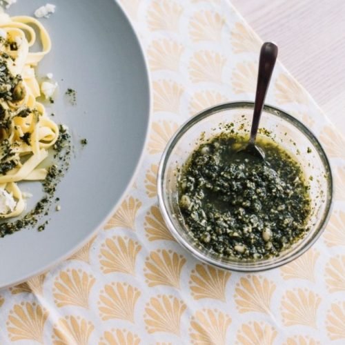 Nunca mais compre pesto pronto: estas receitas caseiras são mais fáceis e saborosas